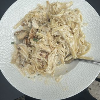 Divieto Ristorante - Estero - Chicken Alfredo - Italian Near Me - Estero, Florida Divieto Ristorante - Estero - Chicken Alfredo - Italian Near Me - Estero, Florida