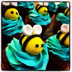 Sweet Central Bakery - Bumble bee cupcakes