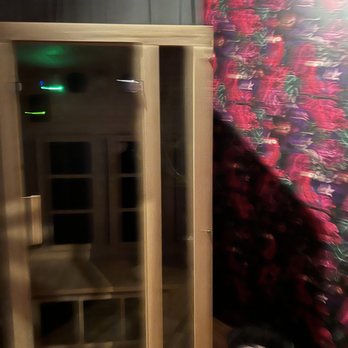 Local Barre - Sauna - Barre Classes Near Me - Hoboken, New Jersey