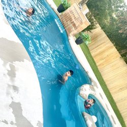 Red's Pool Cleaning Services