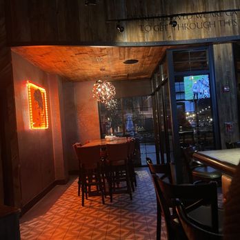 Cadence Kitchen - Mood - American Near Me - Downers Grove, Illinois
