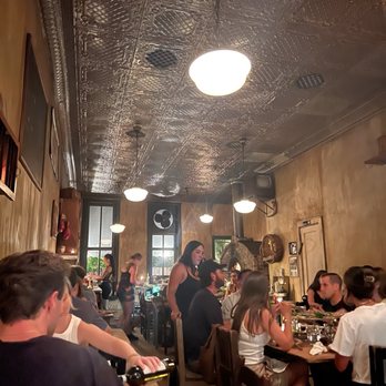 Lucali - Pizza Near Me - Brooklyn, New York