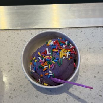 Melt Me Creamery - Ube ice cream - Ice Cream & Frozen Yogurt Near Me - Berkeley, California Melt Me Creamery - Ube ice cream - Ice Cream & Frozen Yogurt Near Me - Berkeley, California