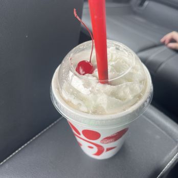Chick-fil-A - Cookies & Cream Milkshake - Fast Food Near Me - Las Vegas, Nevada Chick-fil-A - Cookies & Cream Milkshake - Fast Food Near Me - Las Vegas, Nevada