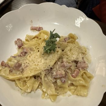 Vagabondo  - Carbonara - Sicilian Near Me - Excelsior, Minnesota