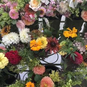 South Pearl Street - Fresh flowers. - Farmers Market Near Me - Denver, Colorado South Pearl Street - Fresh flowers. - Farmers Market Near Me - Denver, Colorado
