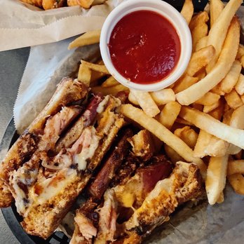 Seattle Cider Taproom - IG: @foodsbysachi  Pork Belly Rueben - Breweries Near Me - Seattle, Washington