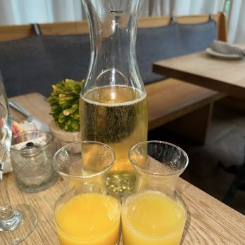The Southern Gentleman - Mimosa - Gastropubs Near Me - Atlanta, Georgia