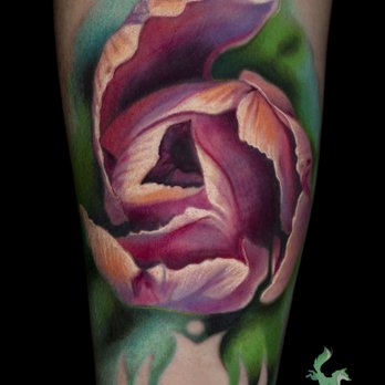 Green Fox Tattoo - Realistic Tulip Tattoo - Tattoo Near Me - Omaha, Nebraska Green Fox Tattoo - Realistic Tulip Tattoo - Tattoo Near Me - Omaha, Nebraska