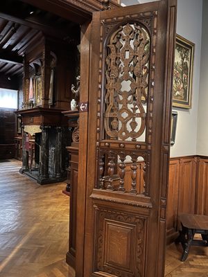 Museum Mayer van den Bergh by null