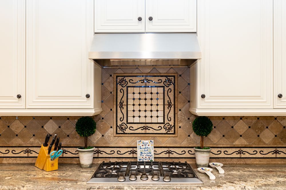 Slide of Kl Builders Interiors