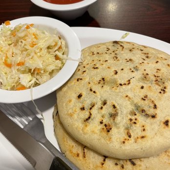 Los Olivos Restaurant - Salvadoran Near Me - Oakland, California