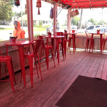 Claws - More seating - Seafood Near Me - Rockland, Maine