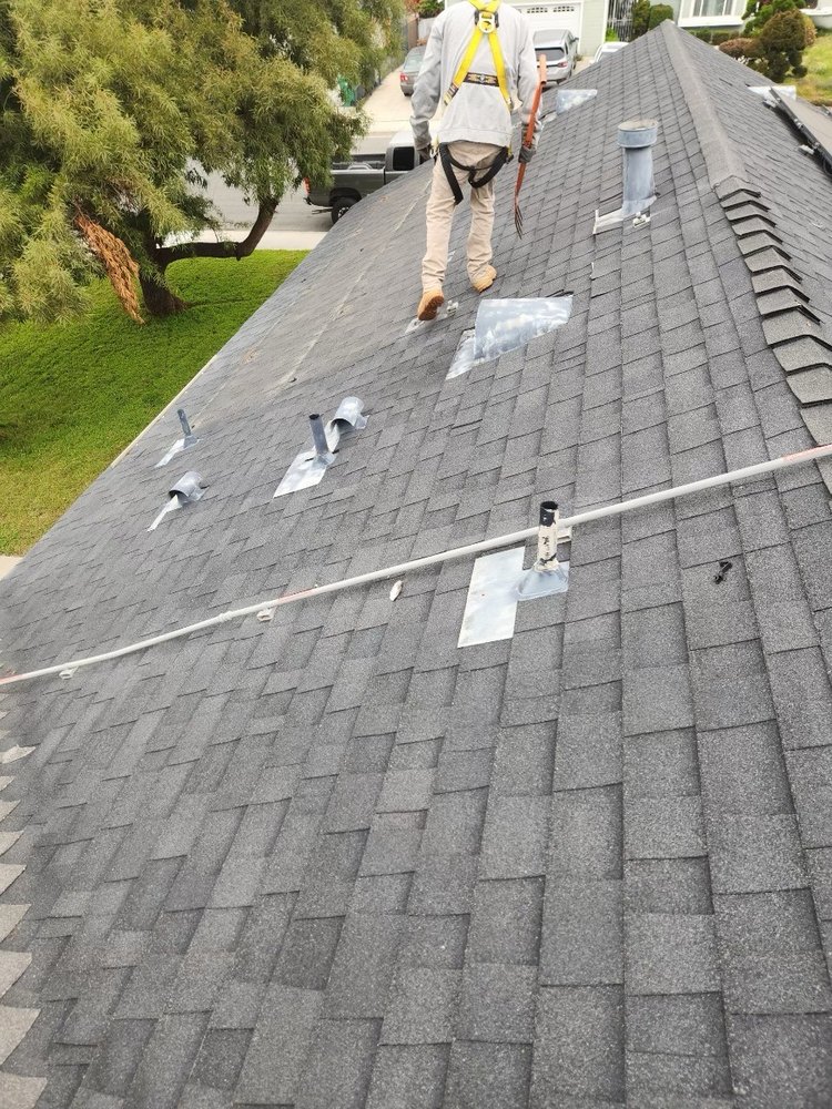 Slide of Roof King Roofing & Solar