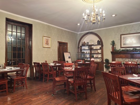 The Old Talbott Tavern by null