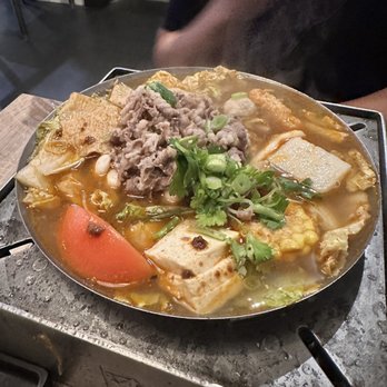 Boiling Point - Thai tomato with extra spicy spice level - Taiwanese Near Me - Irvine, California Boiling Point - Thai tomato with extra spicy spice level - Taiwanese Near Me - Irvine, California