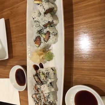 Sushi Kanpai - Eel Roll and Salmon Roll - Sushi Bars Near Me - Seattle, Washington