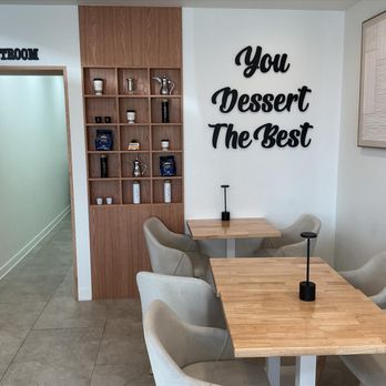 Milk Cake Bakery - Bakeries Near Me - Bridgeview, Illinois