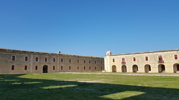 Castell de Sant Ferran by null