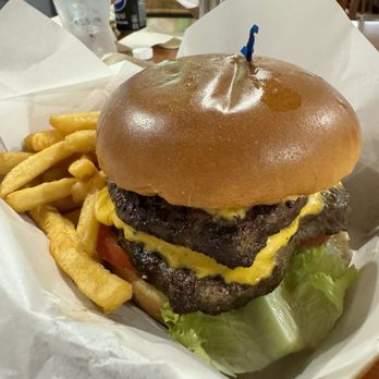 Pearl Harbor Aviation Museum - Great double burger! - Museums Near Me - Honolulu, Hawaii