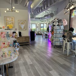 Tea Leaf & Creamery - La Verne - So cute and bright