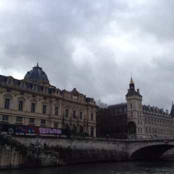 Bateaux Parisiens - French Near Me - Paris, 75 Bateaux Parisiens - French Near Me - Paris, 75
