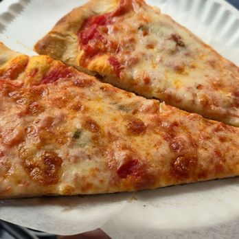 Prince Street Pizza - Plain cheese slice. Ok. - Pizza Near Me - New York, New York Prince Street Pizza - Plain cheese slice. Ok. - Pizza Near Me - New York, New York