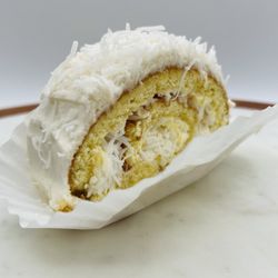 Cupcakes and More - Coconut Swiss Roll