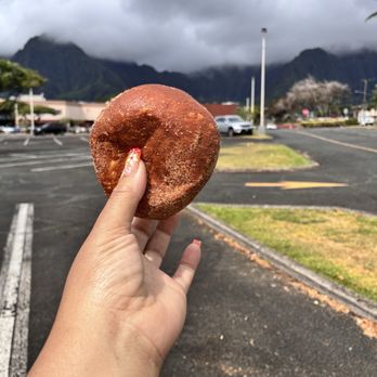 Leonard's Bakery Malasada Mobile - Bakeries Near Me - Honolulu, Hawaii