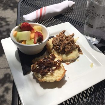 B Matthews Eatery - Pulled pork biscuit with fruit - New American Near Me - Savannah, Georgia