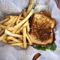 Hitch-N-Post Bar & Grill - BLT with fries