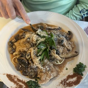 Casa Bella Restaurant - Veal - Italian Near Me - Stuart, Florida