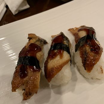 Oishi Sushi - Sushi Bars Near Me - Schaumburg, Illinois