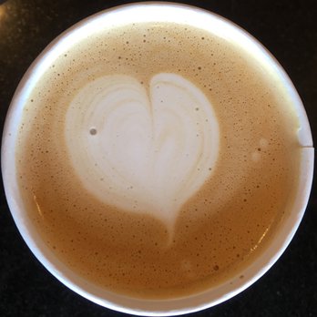 Houndstooth Coffee - Vanilla latte - Coffee & Tea Near Me - Austin, Texas