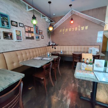 Living Thai - Interior of store - Thai Near Me - New York, New York Living Thai - Interior of store - Thai Near Me - New York, New York
