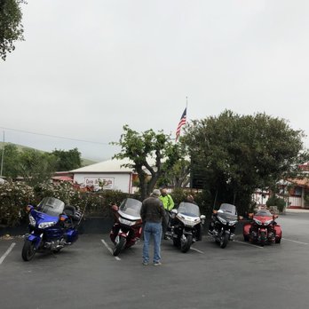 Alice's Restaurant - The fellas at Casa de Fruita - Diners Near Me - Woodside, California