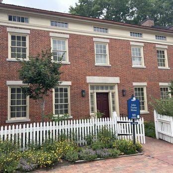 Nauvoo Visitors Center - Landmarks & Historical Buildings Near Me - Nauvoo, Illinois