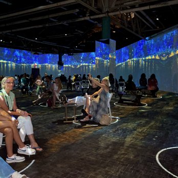 Immersive Van Gogh - Charlotte - Art Galleries Near Me - Charlotte, North Carolina