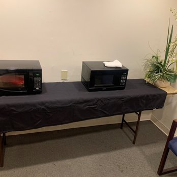 DoubleTree by Hilton Hotel Modesto - Microwave room - Hotels Near Me - Modesto, California DoubleTree by Hilton Hotel Modesto - Microwave room - Hotels Near Me - Modesto, California