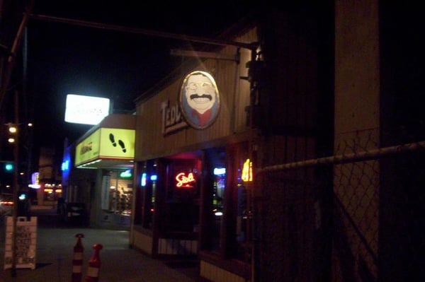 Teddy's Tavern by null