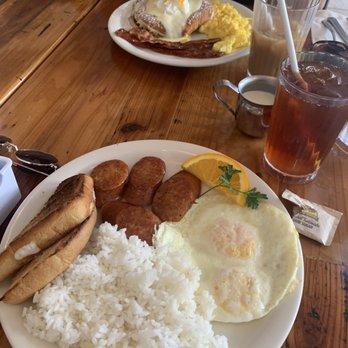 Moke's Bread & Breakfast - Breakfast & Brunch Near Me - Kailua, Hawaii