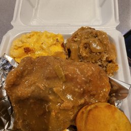 Smothered Pork Chops Smothered Pork Chops