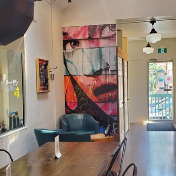 Tribeca Coffee - a dining room with a ceiling fan - Coffee & Tea Near Me - Oakville, Ontario