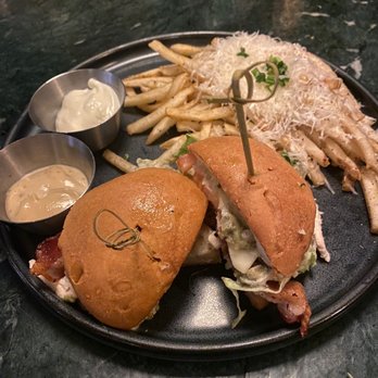 Earls Kitchen + Bar - Pulled Chicken Clubhouse on gluten free bread with truffle fries - New American Near Me - Boston, Massachusetts