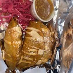 Delicias Comida Catracha - Pastelitos