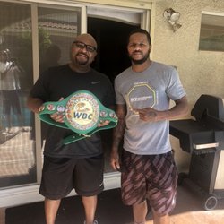 Kneadz work Clearance