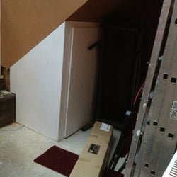 Cherry Court Hotel - View from the basement door that would not lock. Could easily be cleaned up as a sitting area for that small room.