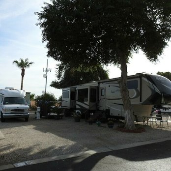Blue Sky Resort - RV Parks Near Me - Yuma, Arizona