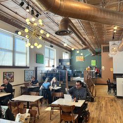 Shortwave Coffee - Interior