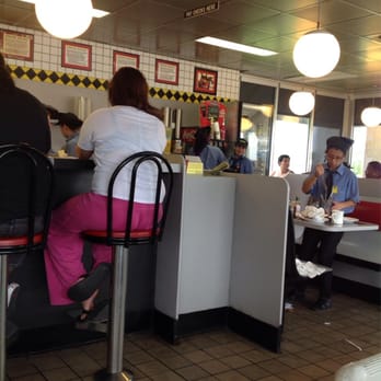 Waffle House - Servers probably work for 1 week and quit... - Breakfast & Brunch Near Me - Houston, Texas Waffle House - Servers probably work for 1 week and quit... - Breakfast & Brunch Near Me - Houston, Texas